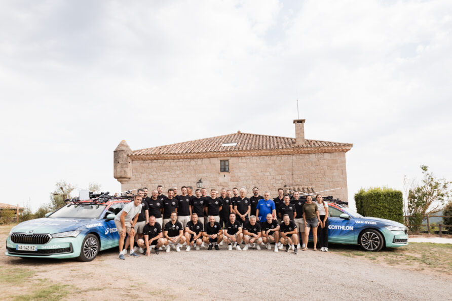 La Serra, un punt de trobada per a l’equip Decathlon abans del Tour de França